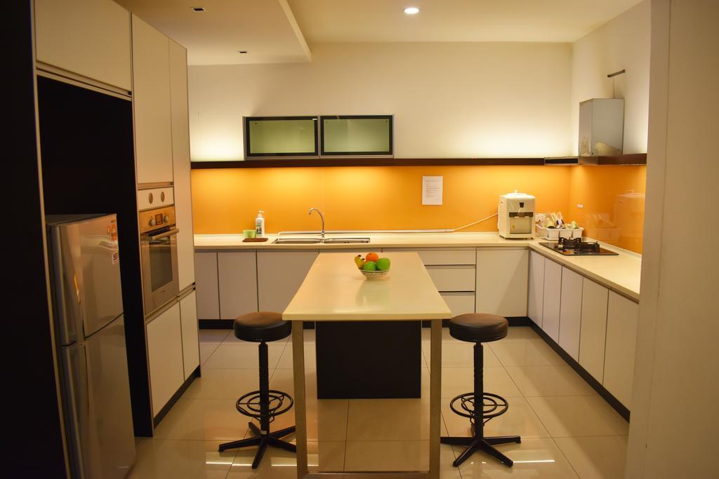 הוילה Bukit Jambul 67 First Island מראה חיצוני תמונה